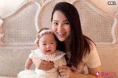两位作精姐姐诠释什么是时尚，伊能静、张萌时装大片妖娆动人