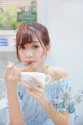 第章肚兜浑圆饱满:我在车上故意睡着被陌生人摸