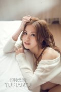 娇嫩的被两根粗大的猛烈的进出:美妇销魂迎合娇