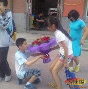 孩子早恋图片，初中生早恋咋办