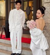 敖犬发长文回应领证 表白妻子：发发真的很欠娶