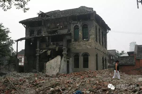 这封写了3650天的情书,送给我最亲爱的成都