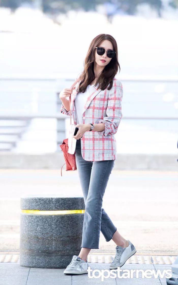 连香奈儿都啧啧称奇的平价牛仔裤,不仅显瘦10斤还腿长2米!