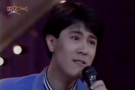 22ǰϱֽЦº챻̫²ݼ