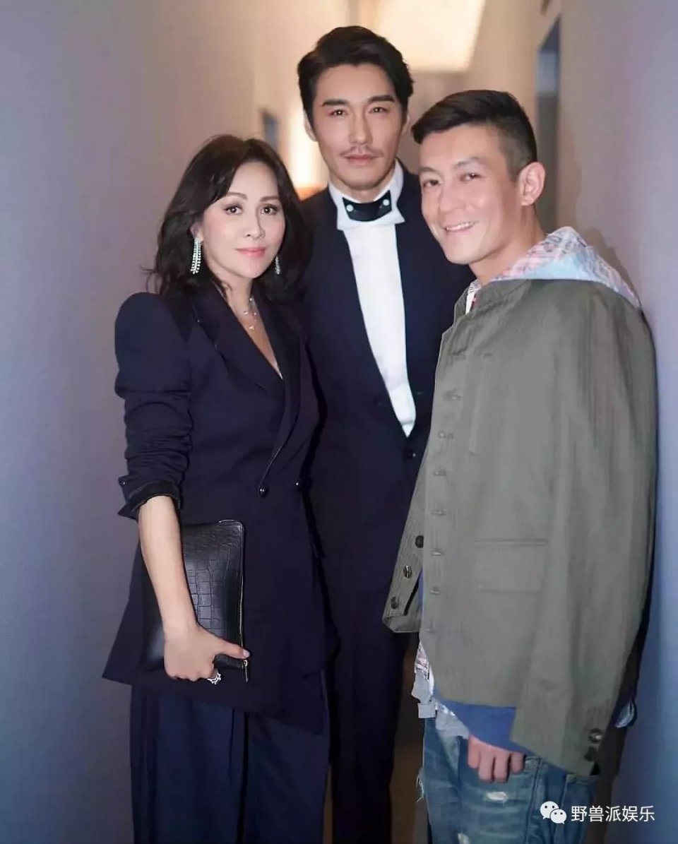 最有钱和最有颜的两个男人同框了!你选谁?