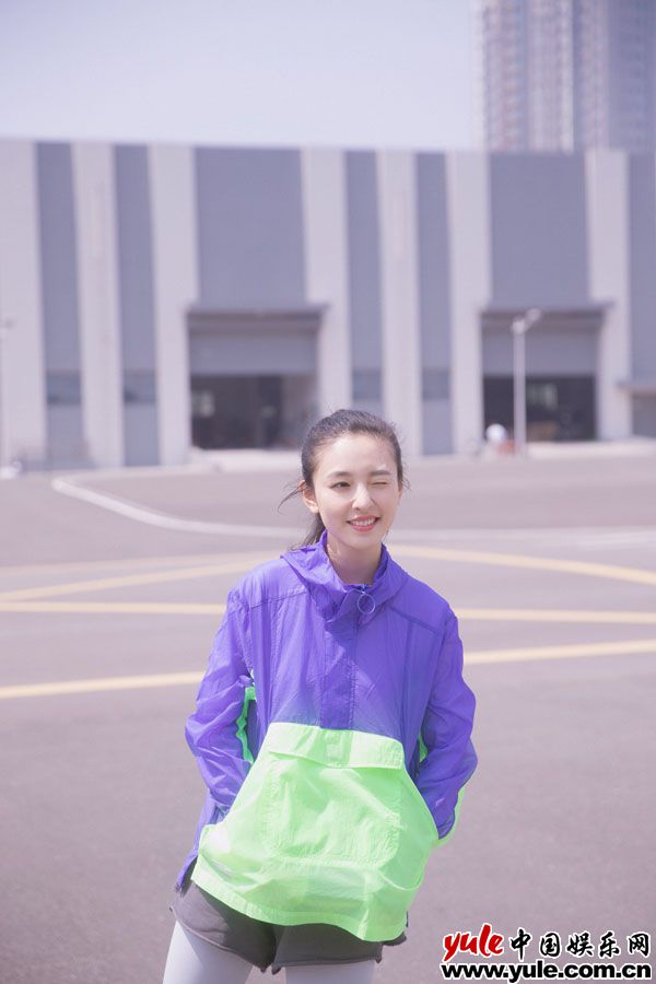 吴倩饰演棠雪 吴倩《冰糖炖雪梨》开机 首次挑战“速滑少女”新演绎