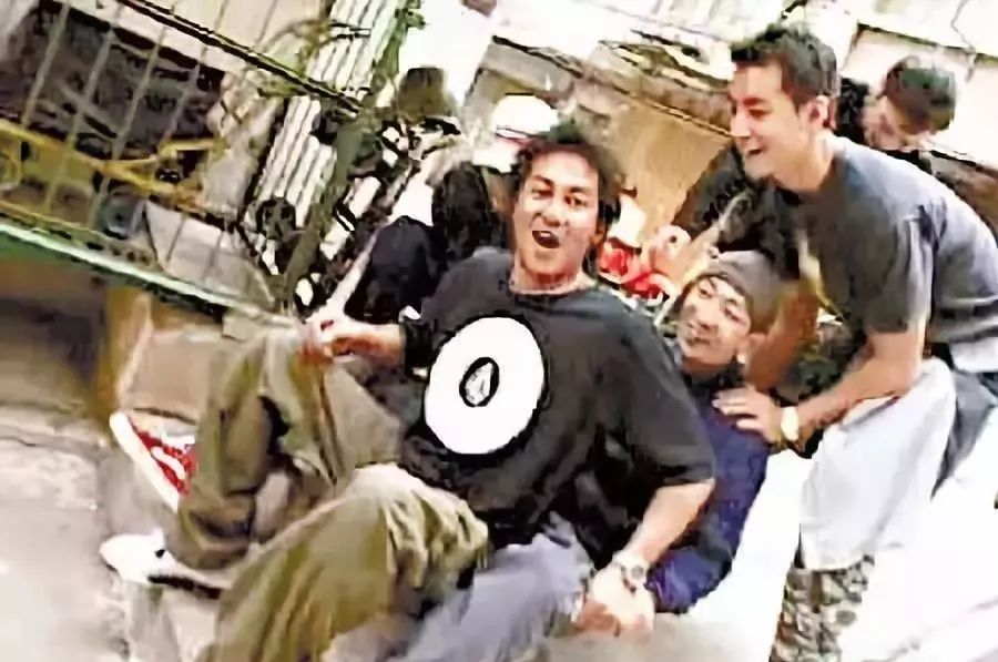 ��ʲô�������桢����׺�л���桢���ɭ����һ��