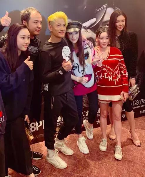 51��Ĺ��������˶����ˣ��Ŵ�÷�޷��İ��������ڵ�����