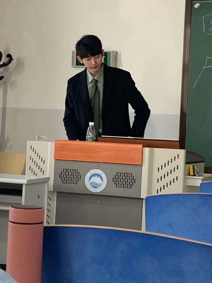 每日神段子丨神总结当代人的恋爱步骤