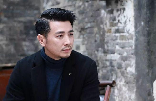 ��˿���ϻ����׶쾪�����𣬡��嵶�š��¼������ֻ��ˣ�