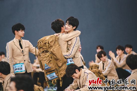 周兆渊 《创造营2019》首次顺位发布 胡彦斌保送贺俊雄直接晋级