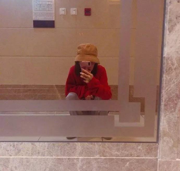 �������ͽ�˫���������������˷��ϡ�