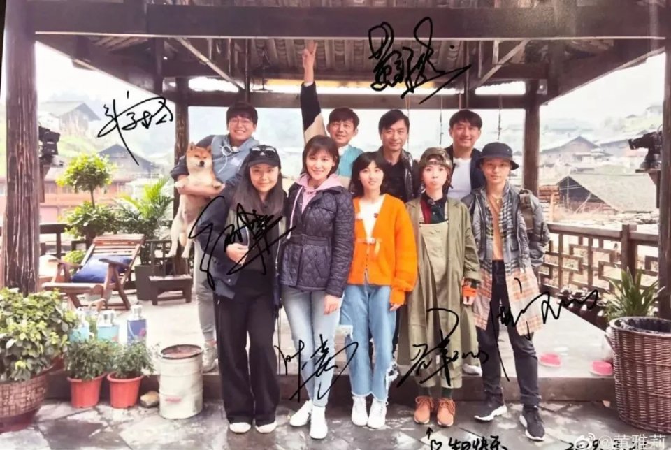 芒果台的亲儿媳,站队撕X,还暴露了李小璐的秘密