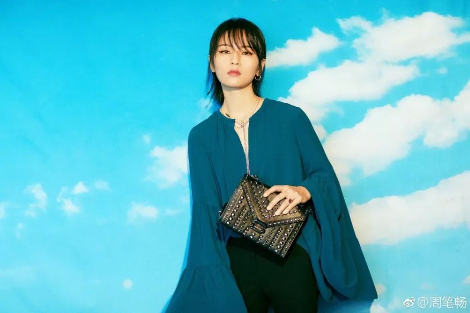 芒果台的亲儿媳,站队撕X,还暴露了李小璐的秘密