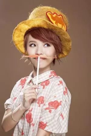 芒果台的亲儿媳,站队撕X,还暴露了李小璐的秘密