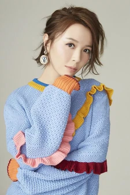 芒果台的亲儿媳,站队撕X,还暴露了李小璐的秘密