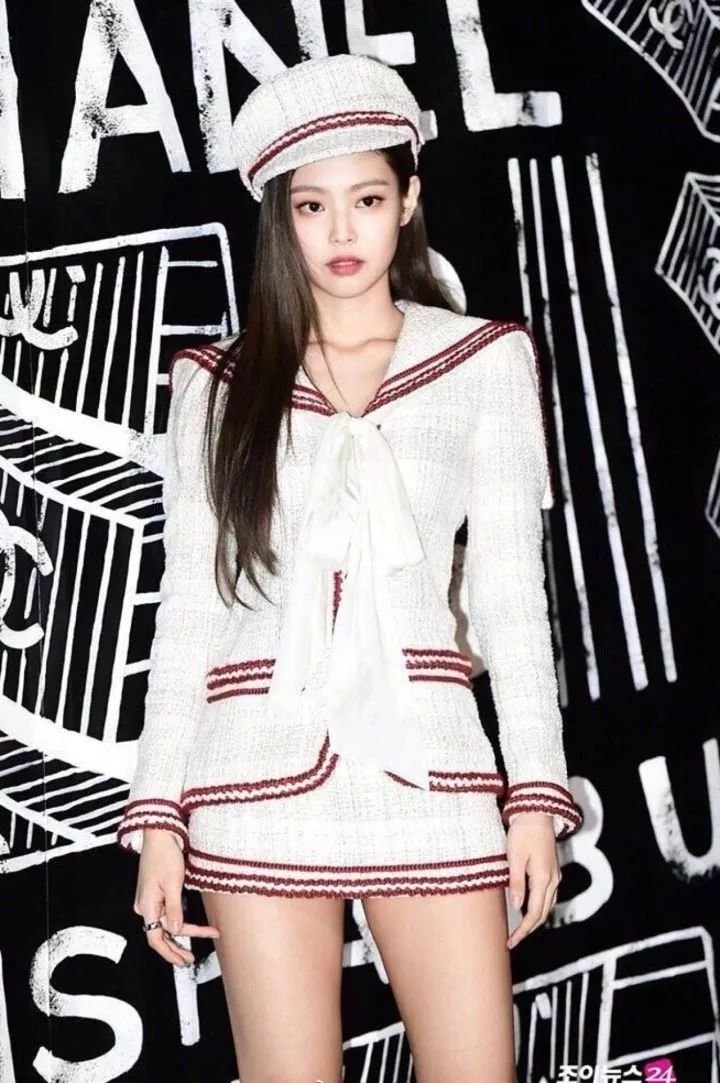 �С��˼����ζ���֮�Ƶ�Jennie��˽�´��·���Ʒζ����...��������