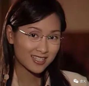 从最美玉女到最强小三,她是纯还是蠢?