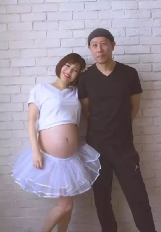 苍井空直播生子,评论区留下了10000次嘲讽…