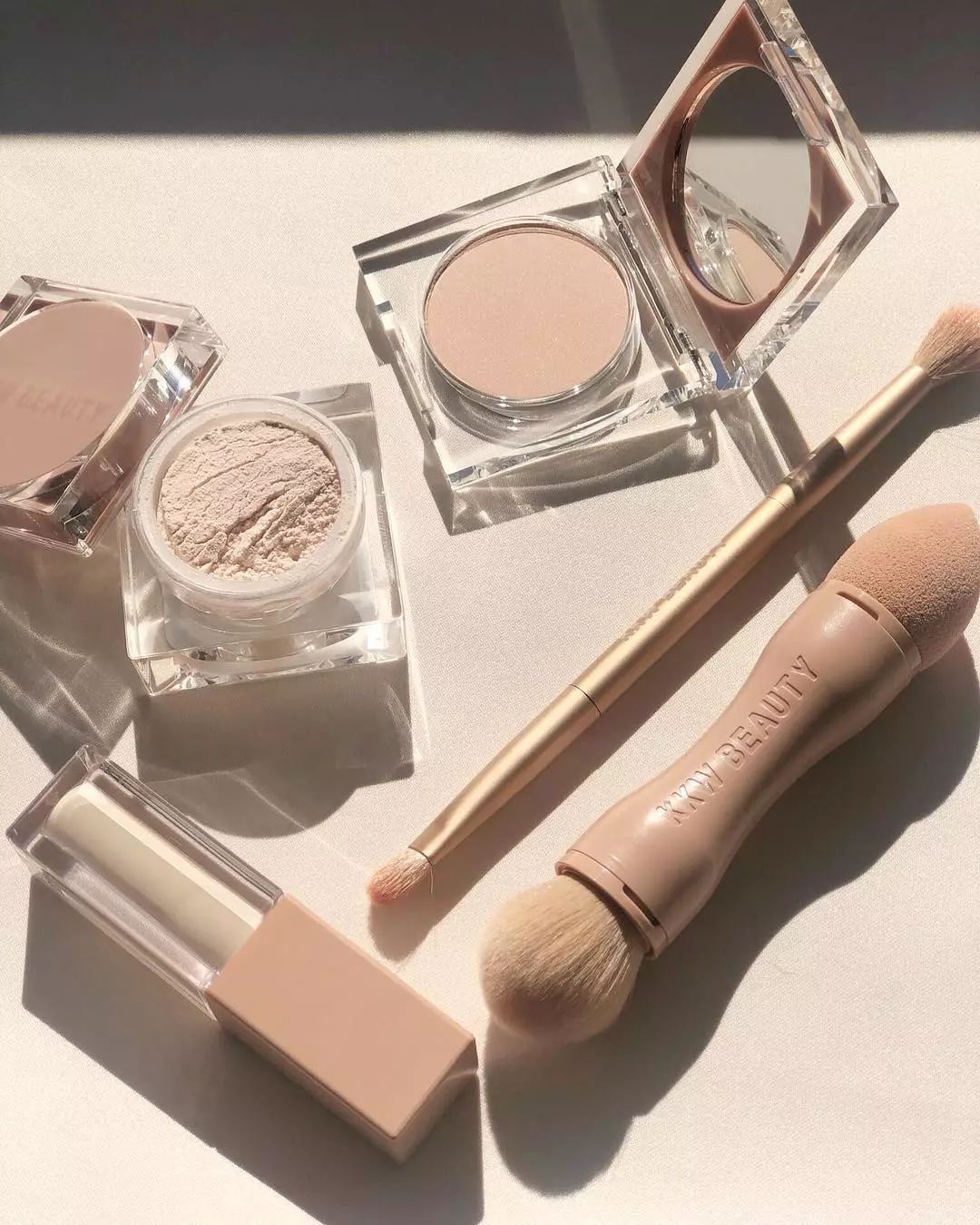 退役女星组团当网红,到底有多赚钱?