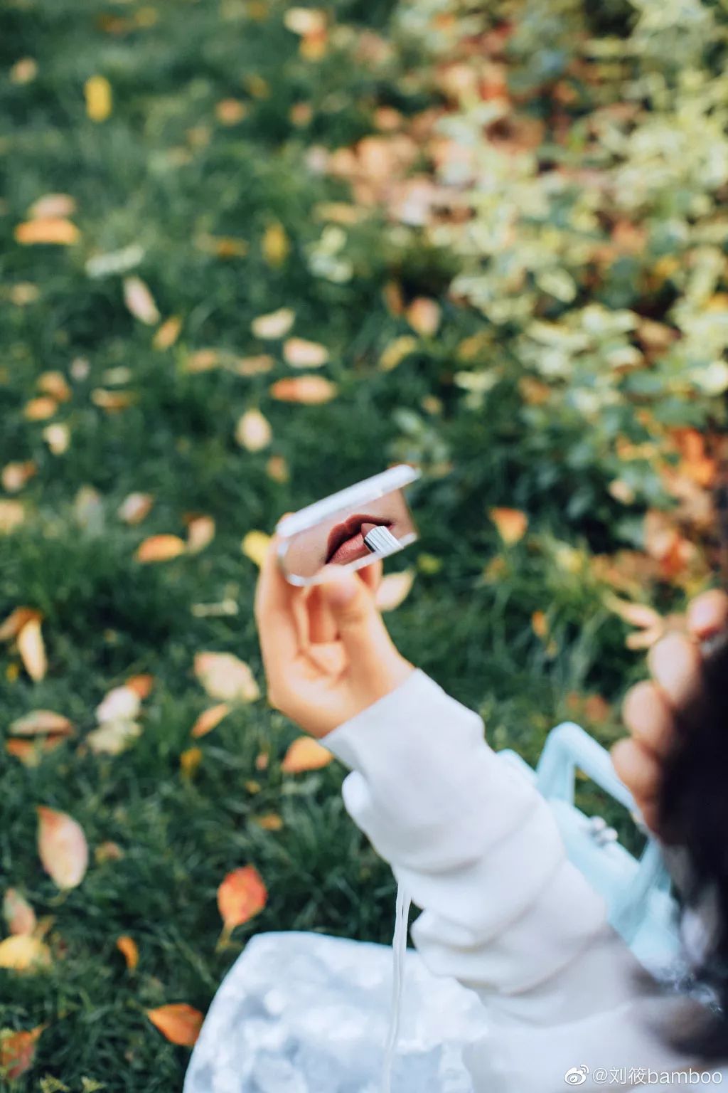 ����Ů�����ŵ����죬�����ж�׬Ǯ��