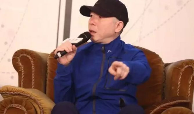 蔡国庆:“捂嘴笑,是娘炮”