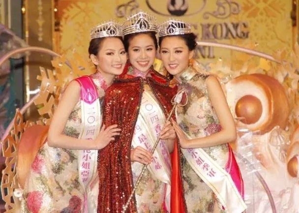 相差40岁爷孙恋离婚!8个月稳赚15亿?