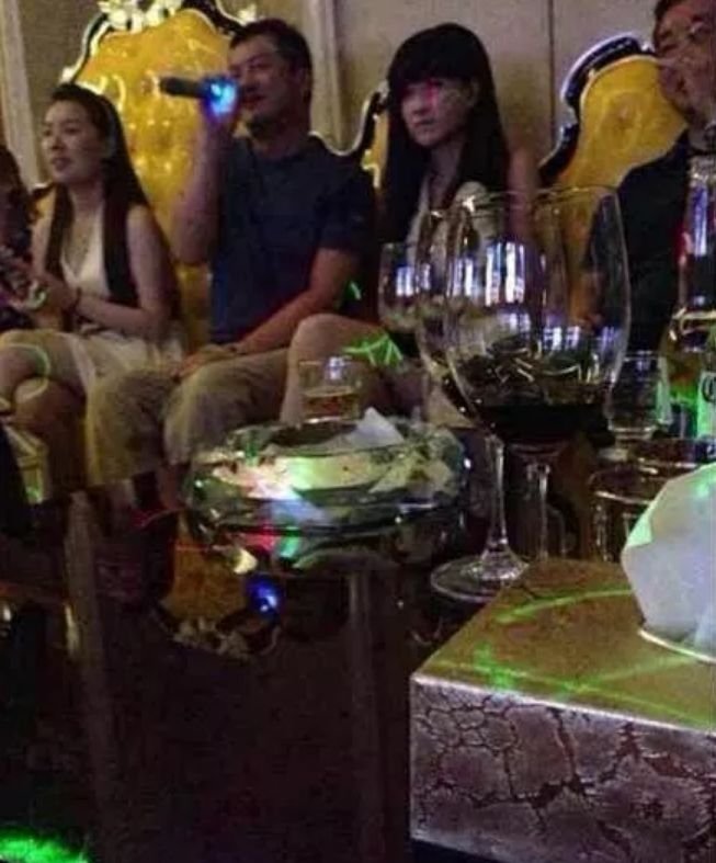 离婚模范夫妻!6年才走出阴影,新女友又撞脸前妻?