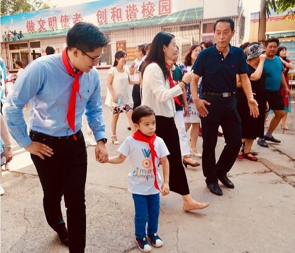 郭晶晶怀三胎都没人知道,女儿都快1岁了