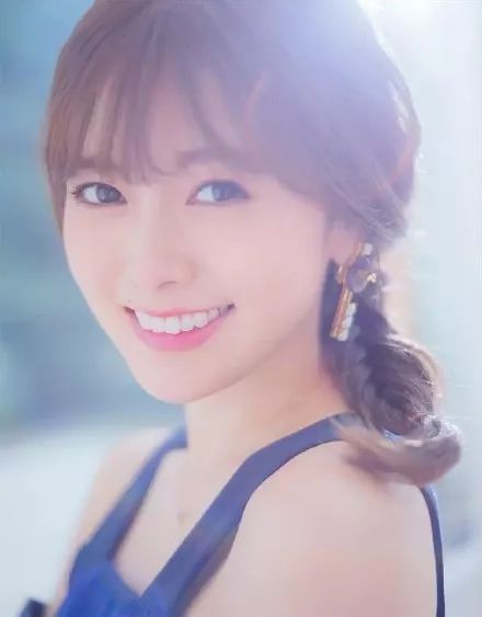 假脸、假唱、假敬业…姐,你到底还有啥是真的?