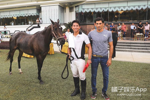 行,这次搞到真王子了…