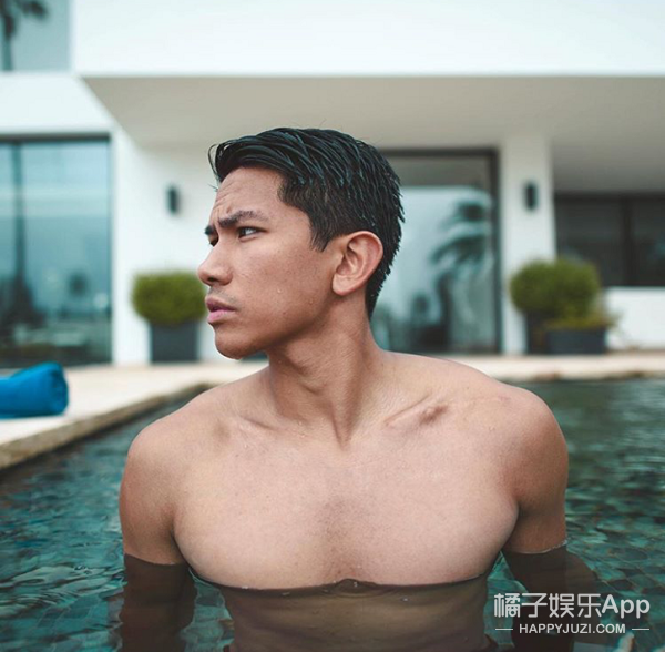 行,这次搞到真王子了…