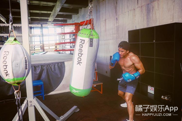 行,这次搞到真王子了…