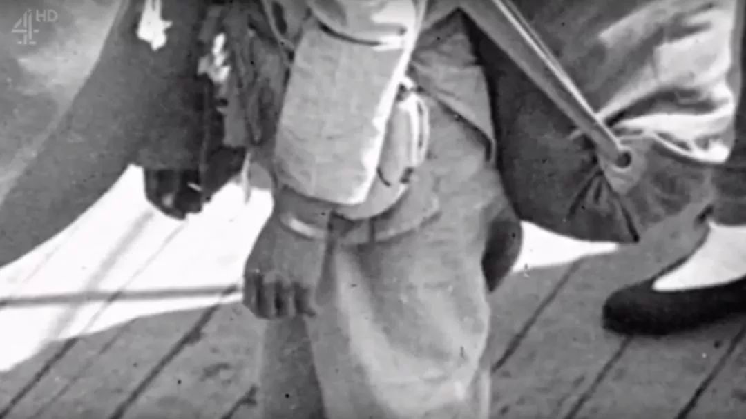 消失的14万中国人,藏着一个秘密。