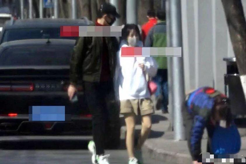 ������������ߵ��а����ѣ������11���Ž��