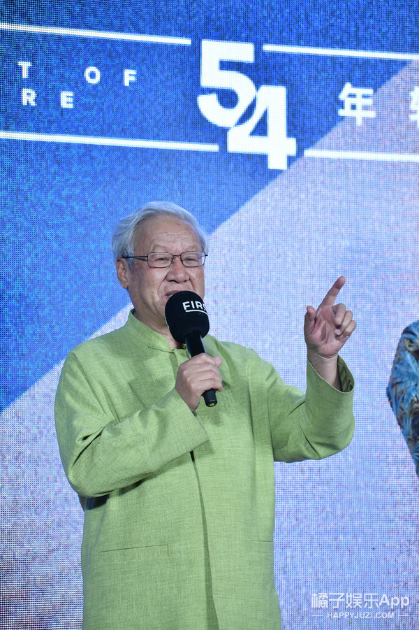 ���ӹ�ȥ��ָ��δ������13��FIRSTӰչ������