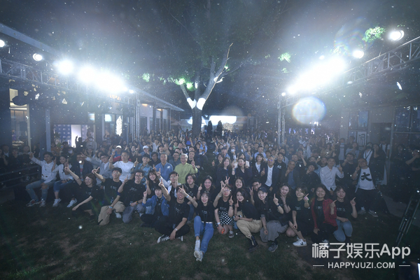 ���ӹ�ȥ��ָ��δ������13��FIRSTӰչ������