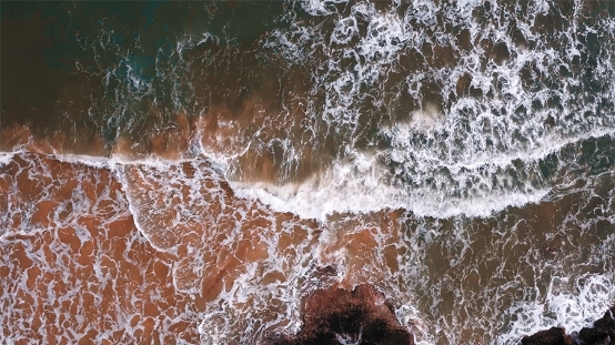 ��¼Ƭ�������������ڶ������ױ���Ȼ�ж����ˣ�ζ�ٲ��ִܵ�Զ��