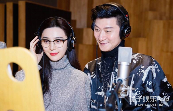 她的“绯闻男友”是亲爸?