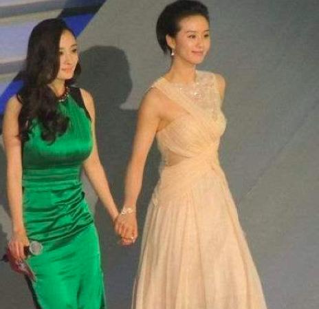 ������Ϸ���²���̬�����������Щ�ɱ񣬺�����Ů�У�