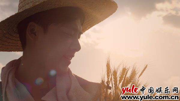 李易峰化身北大荒垦荒队队长 李易峰出演微电影《青春与祖国同在》献礼五四运动100周年