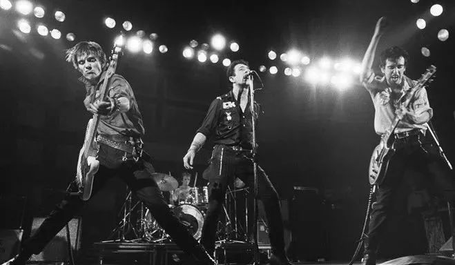 ������Щ�裬��������ȼ�ˣ�����