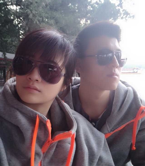 �������㱻�ؽ����ޣ��з���ͷ�󣬵���������֤�飬���ѷ׷�ף����