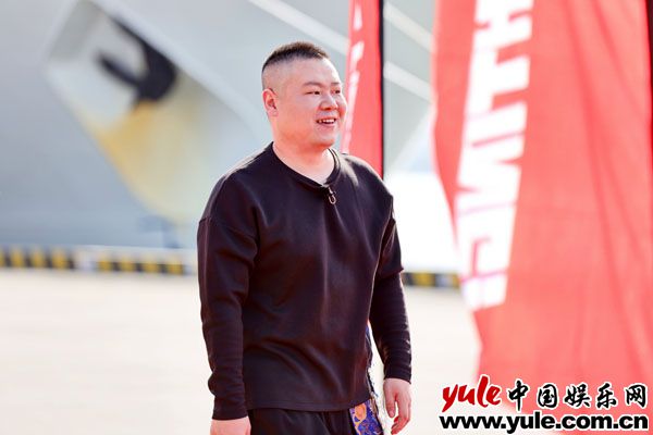 岳云鹏 《极限挑战5》首播孙红雷场外应援 雷佳音岳云鹏热巴齐登场