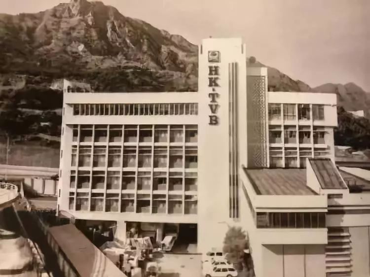 真正的老钱阔太过的是什么样的生活?