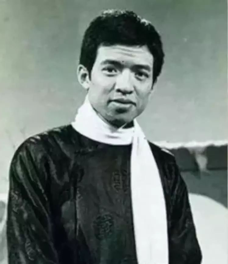 真正的老钱阔太过的是什么样的生活?