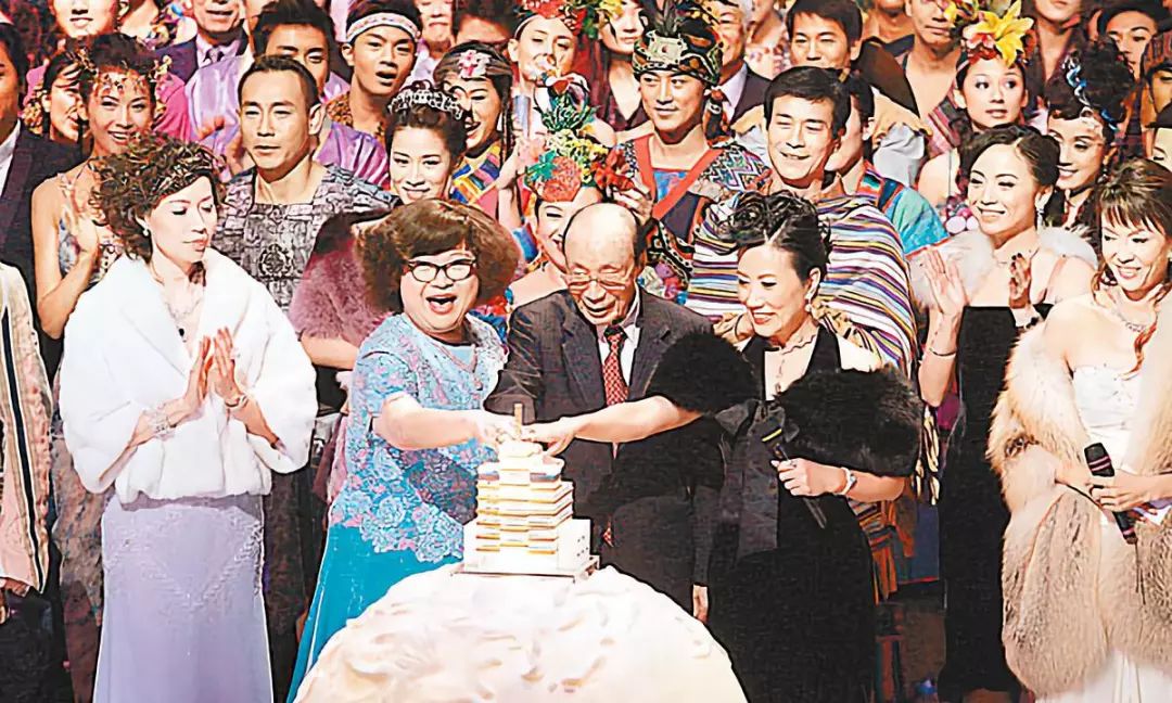 真正的老钱阔太过的是什么样的生活?