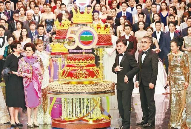 真正的老钱阔太过的是什么样的生活?