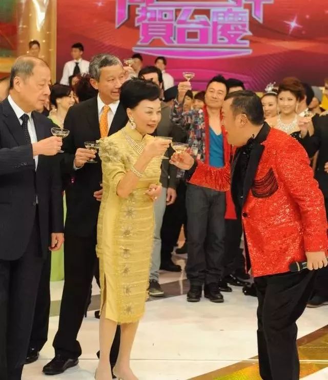 真正的老钱阔太过的是什么样的生活?