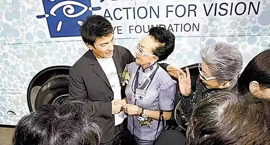 真正的老钱阔太过的是什么样的生活?